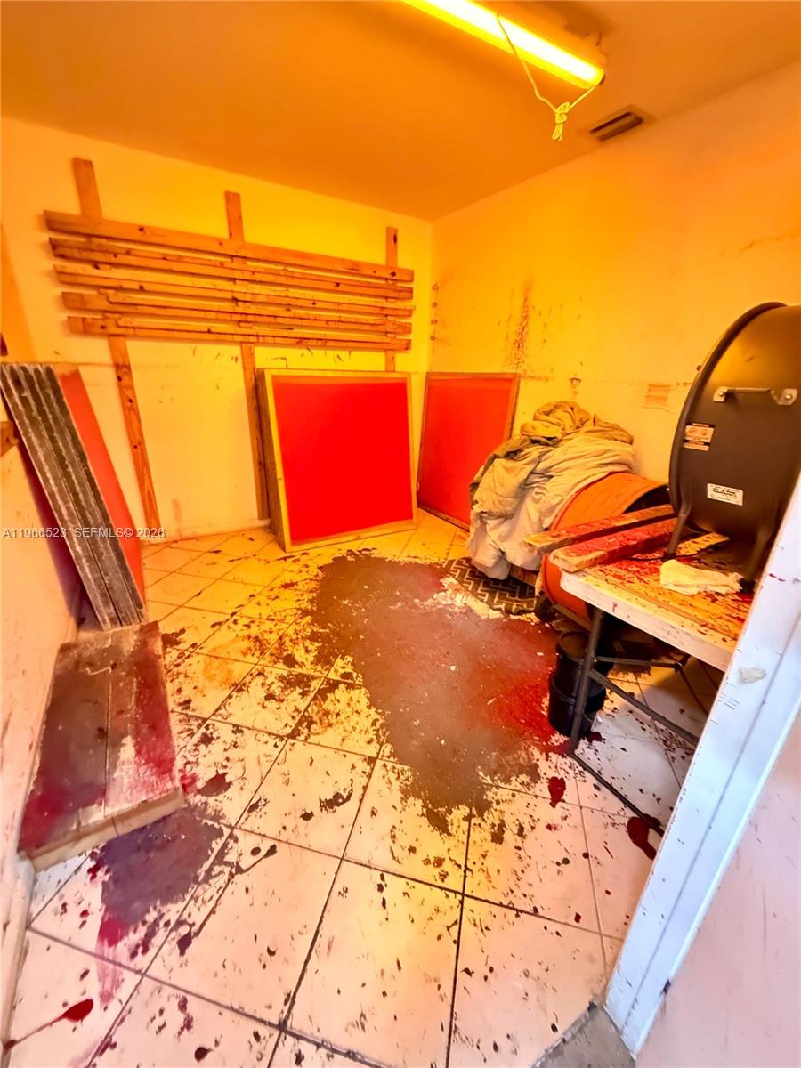 See details / sq. ft. $ 2026-02-16 0 Photo