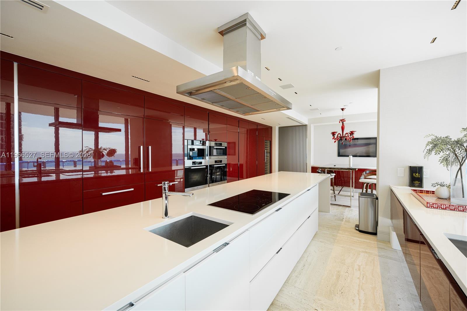 9 4 / 6 4992 кв.футов $ 2026-02-16 0 Фото