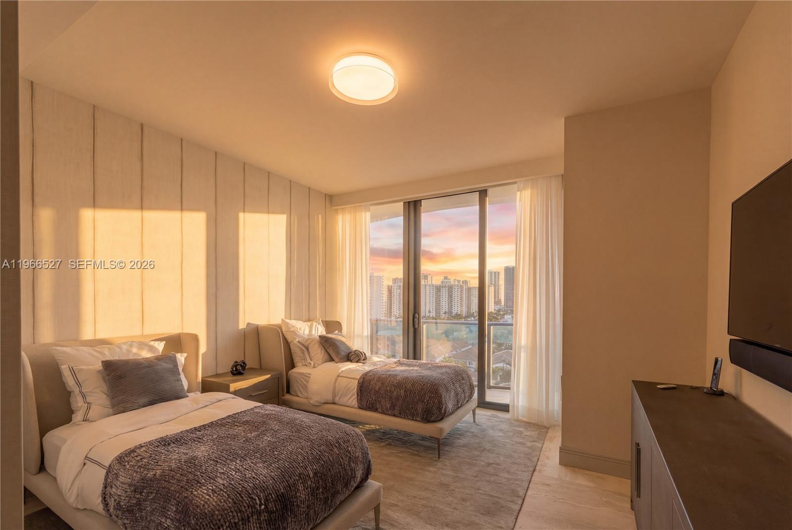 9 4 / 6 4992 кв.футов $ 2026-02-16 0 Фото