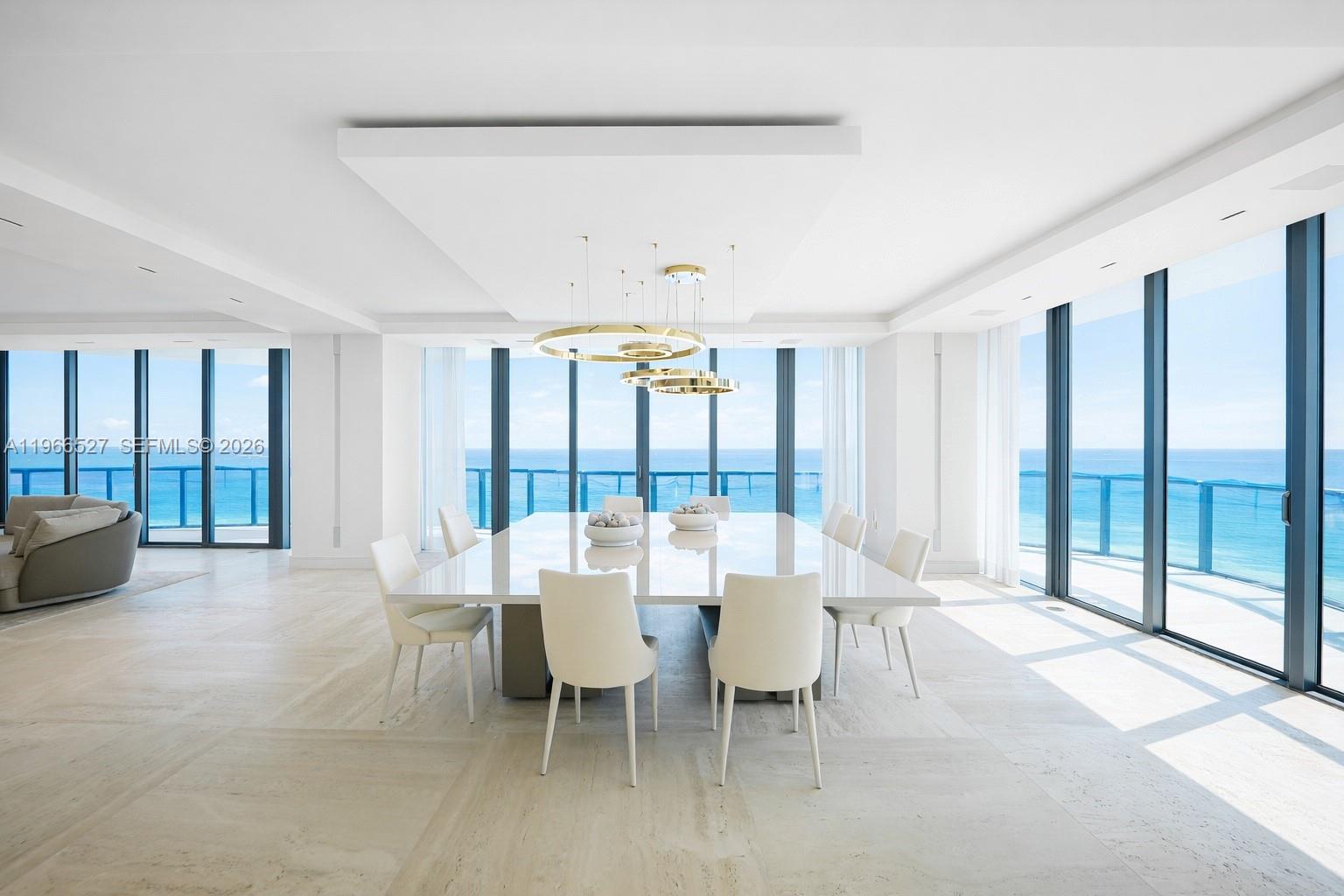 9 4 / 6 4992 кв.футов $ 2026-02-16 0 Фото