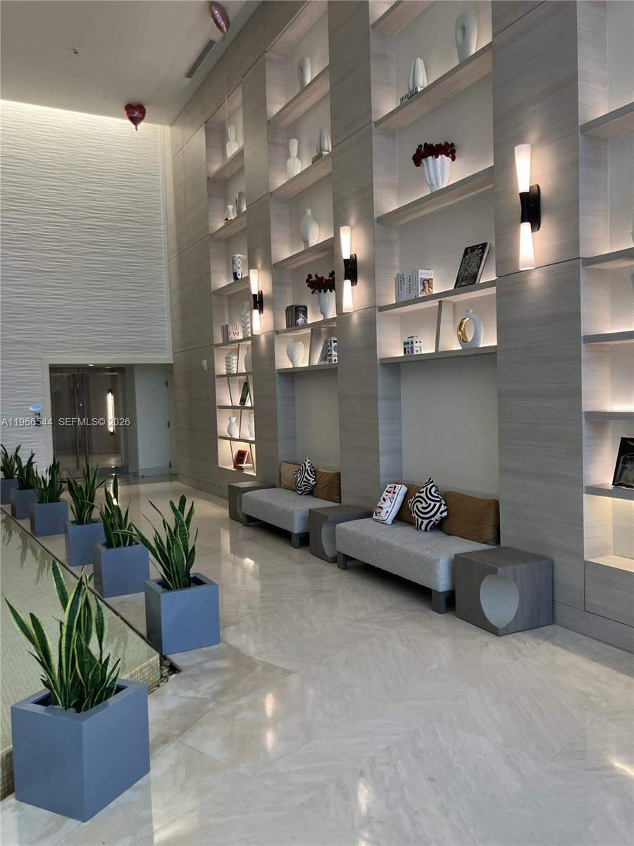 3708 2 / 3 1570 sq. ft. $ 2026-02-18 0 Photo