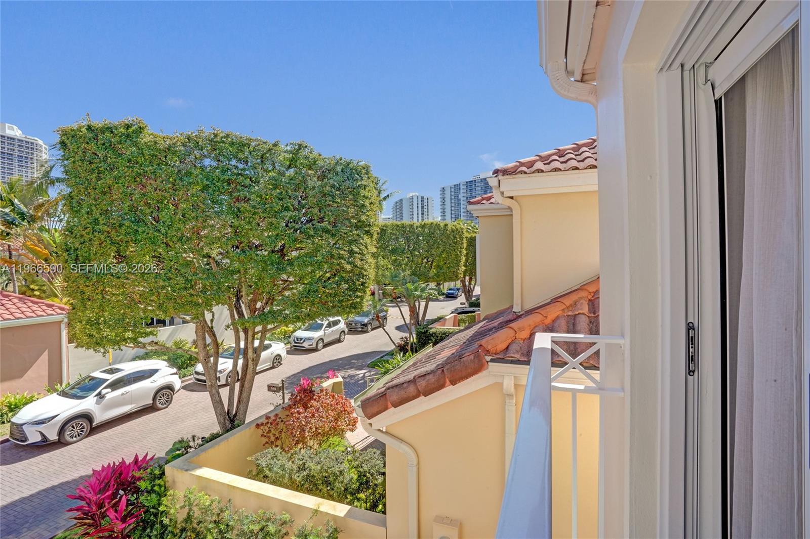 Photo of 20824 37th Ave  (20824), Aventura, Florida, 33180 - 