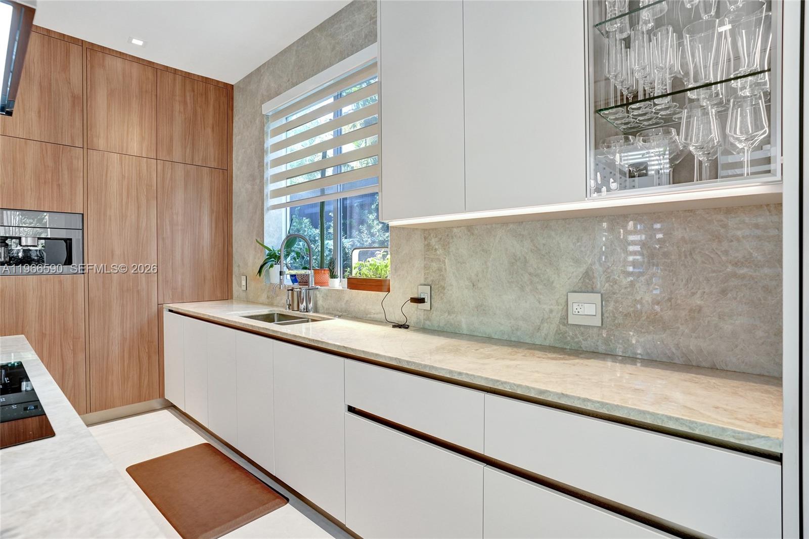 Photo of 20824 37th Ave  (20824), Aventura, Florida, 33180 - 