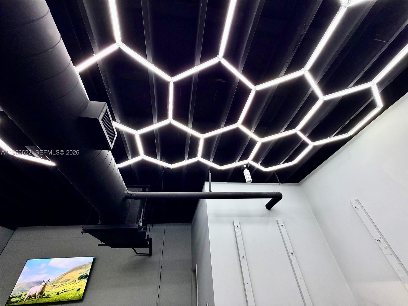   /   sq. ft. $ 2026-02-17 0 foto