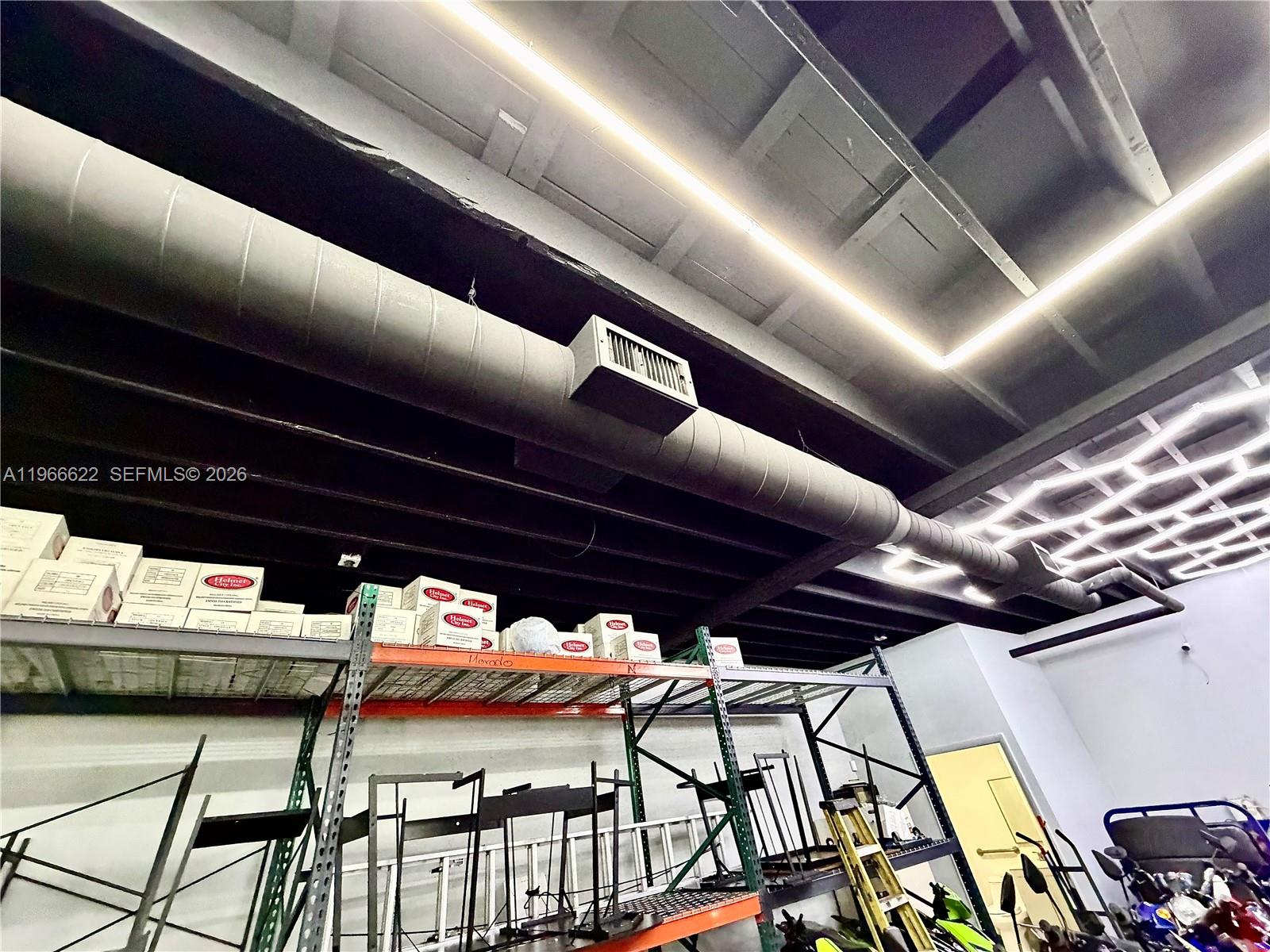   /   sq. ft. $ 2026-02-17 0 foto