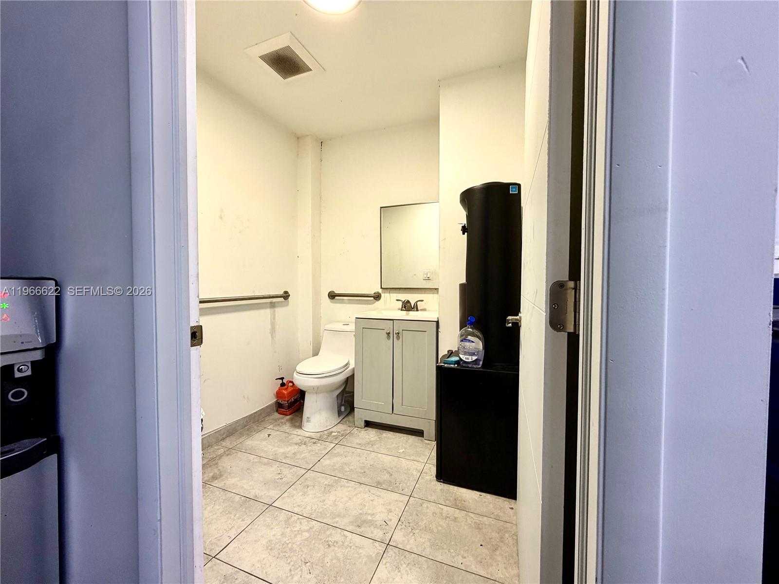   /   sq. ft. $ 2026-02-17 0 foto