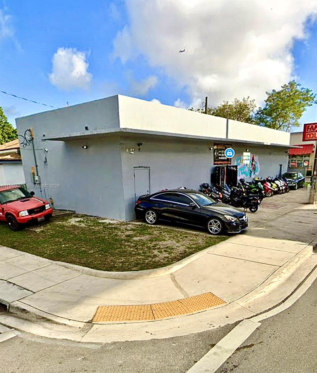   /   sq. ft. $ 2026-02-17 0 foto