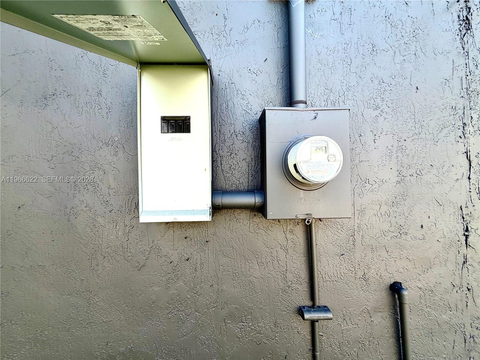   /   sq. ft. $ 2026-02-17 0 foto