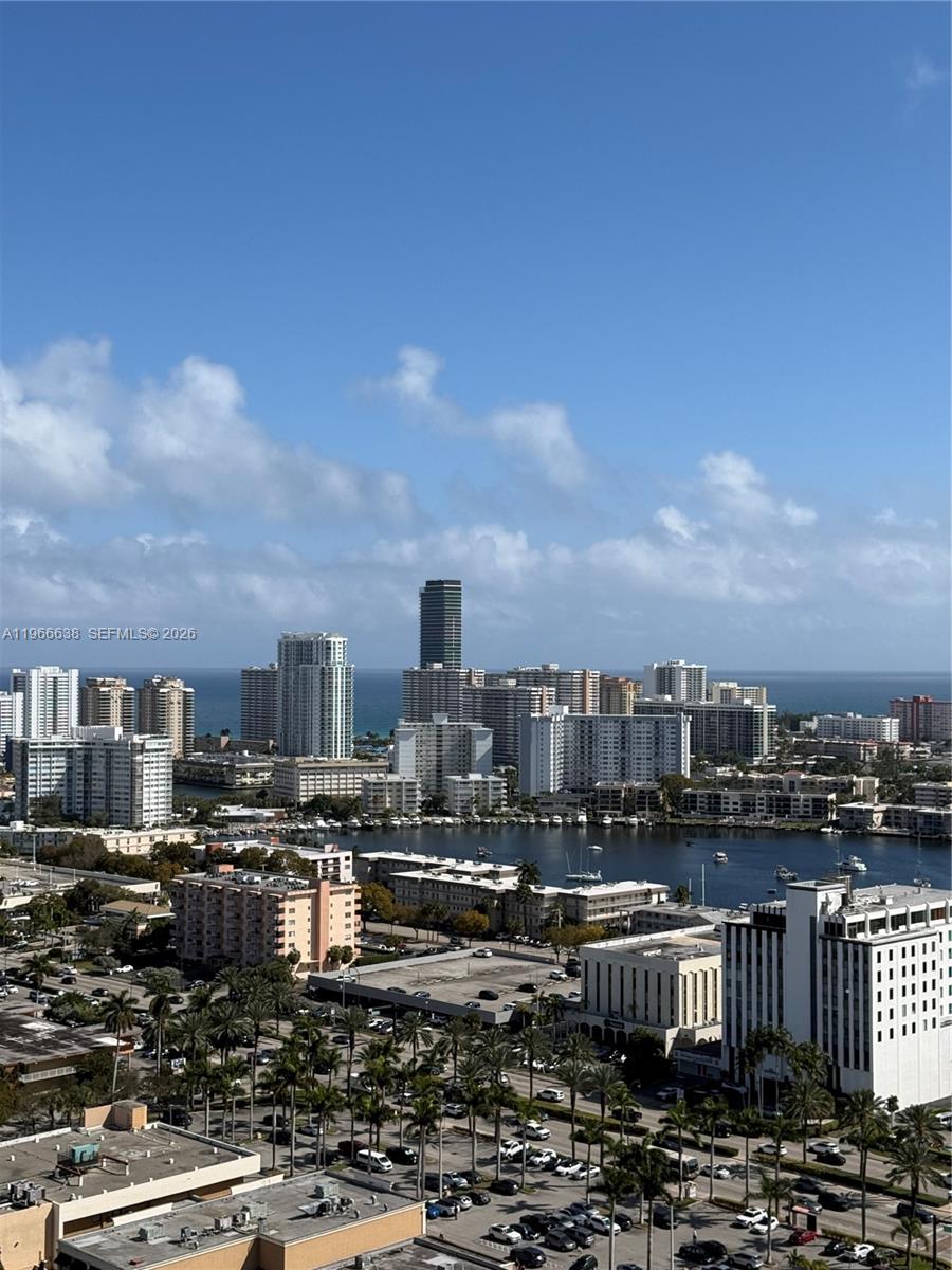 Фото 1755 Hallandale Beach Blvd  #2505E, Hallandale Beach, Florida, 33009 - 