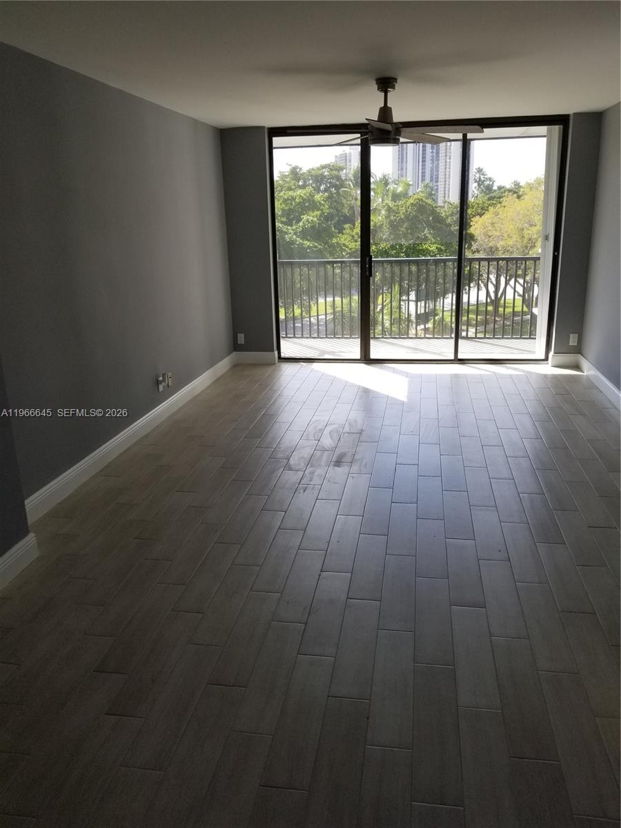 Photo of 3401 Country Club Dr  #414, Aventura, Florida, 33180 - 