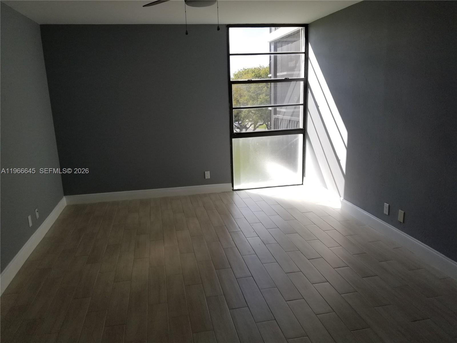 Photo of 3401 Country Club Dr  #414, Aventura, Florida, 33180 - 