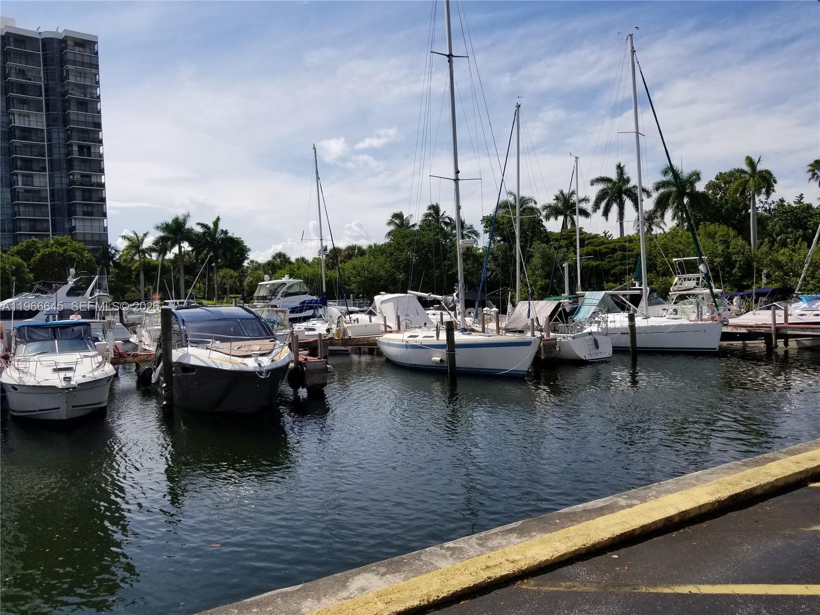 Photo of 3401 Country Club Dr  #414, Aventura, Florida, 33180 - 