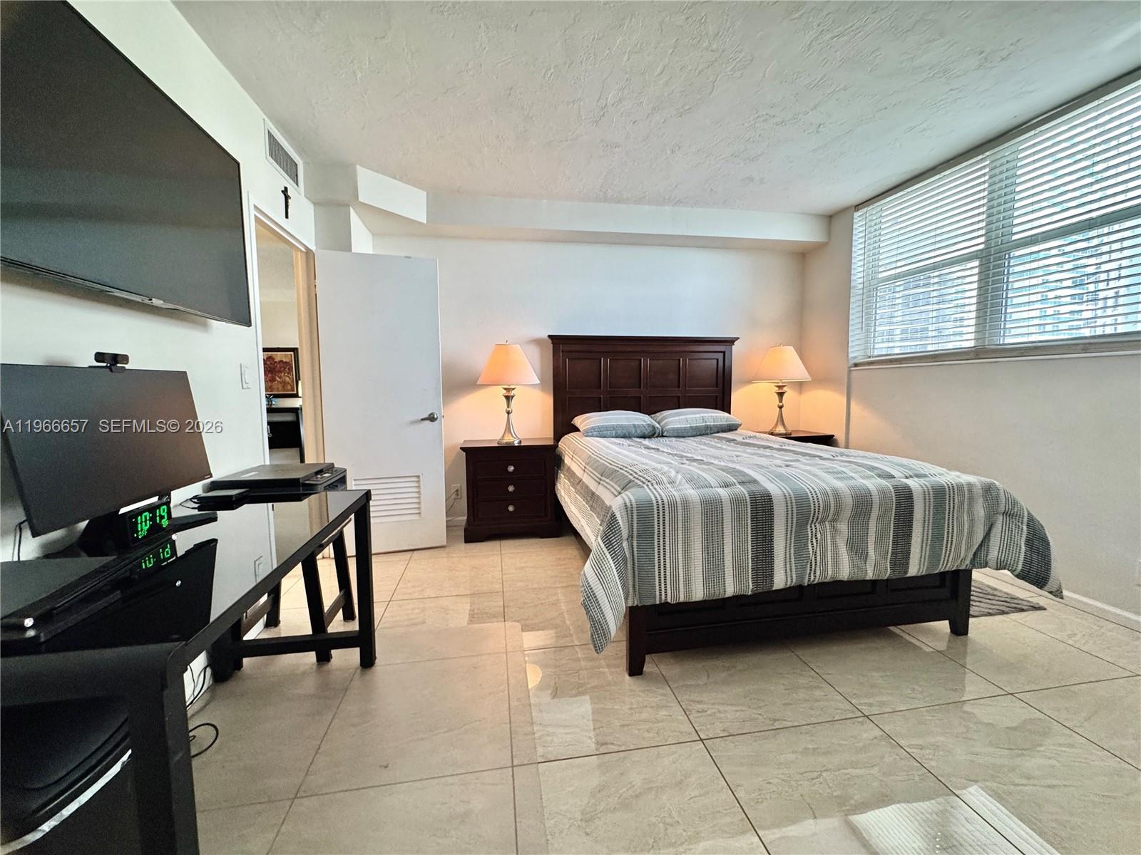 Photo of 3001 Ocean Dr #349, Hollywood, Florida, 33019 -