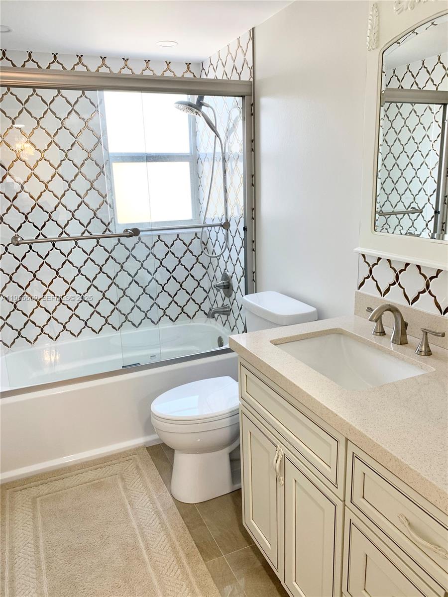 Photo of 619 14th Ave #301, Hallandale Beach, Florida, 33009 -