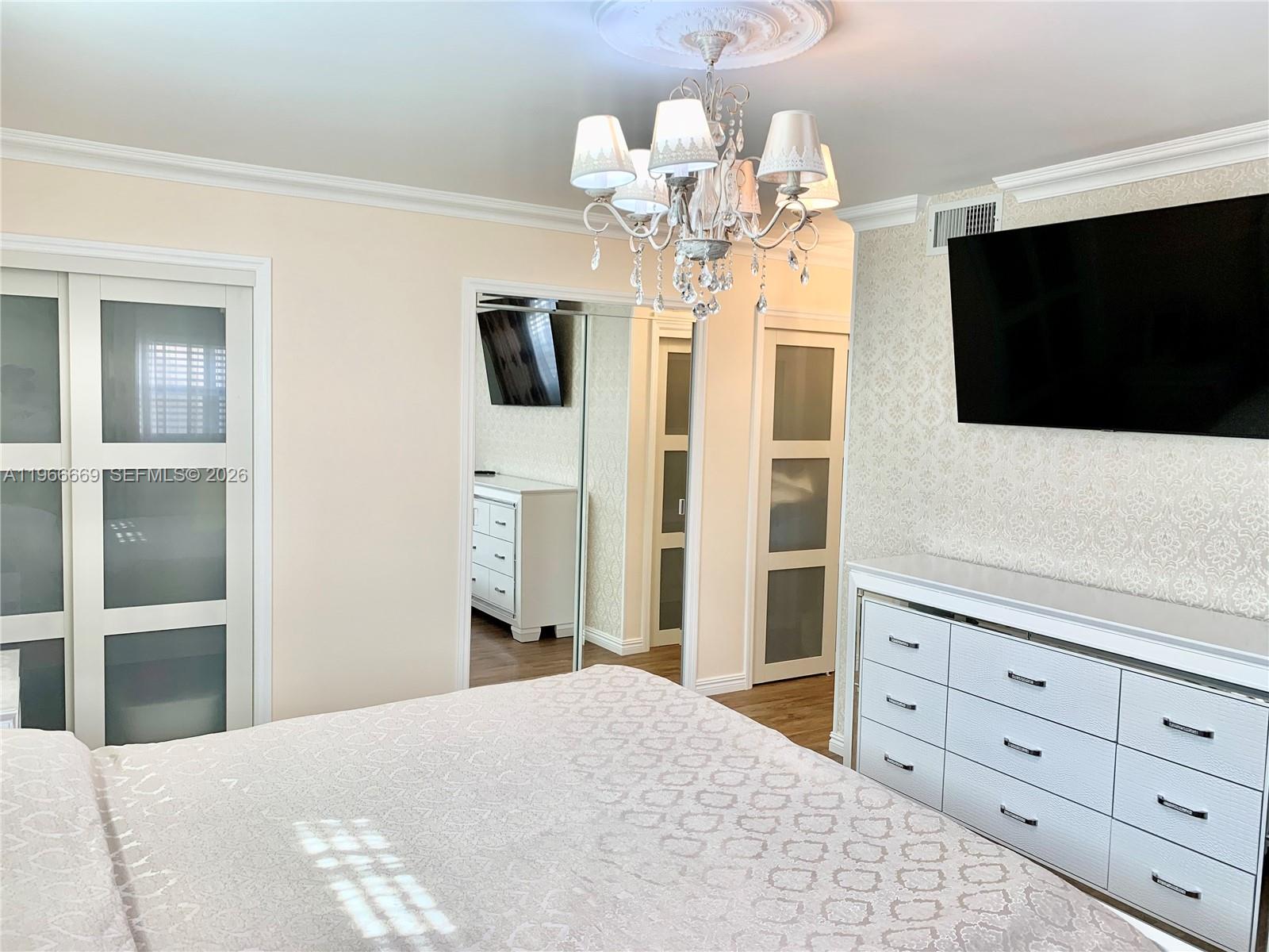 Photo of 619 14th Ave #301, Hallandale Beach, Florida, 33009 -