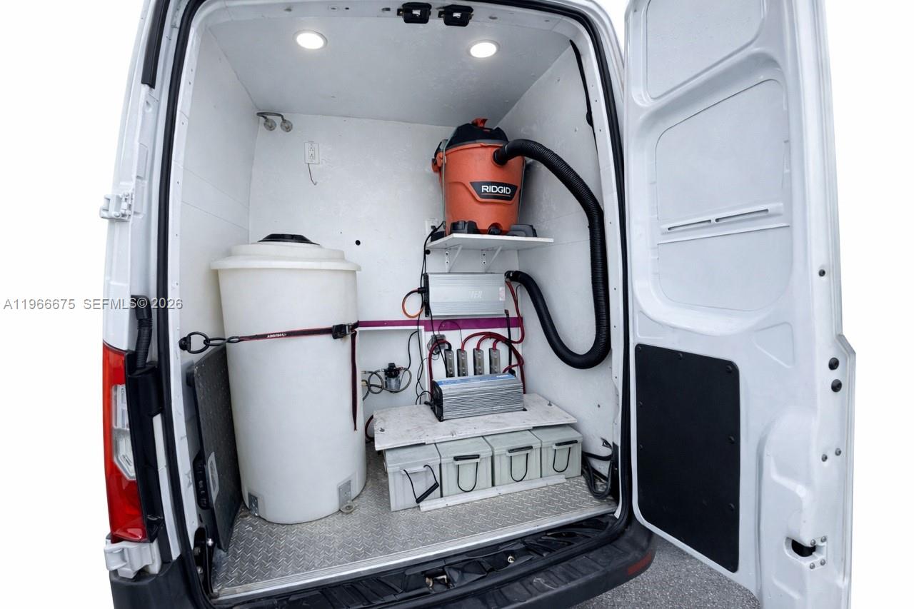   /   sq. ft. $ 2026-02-17 0 foto