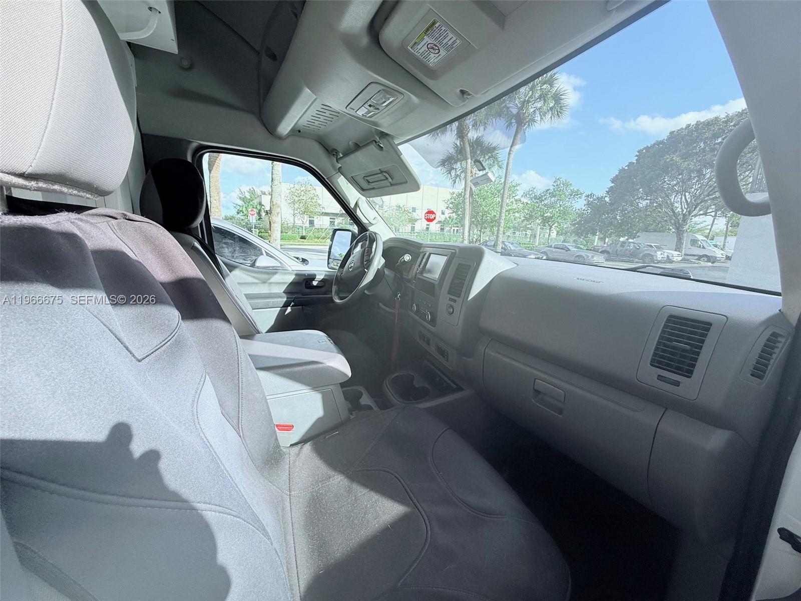   /   sq. ft. $ 2026-02-17 0 foto