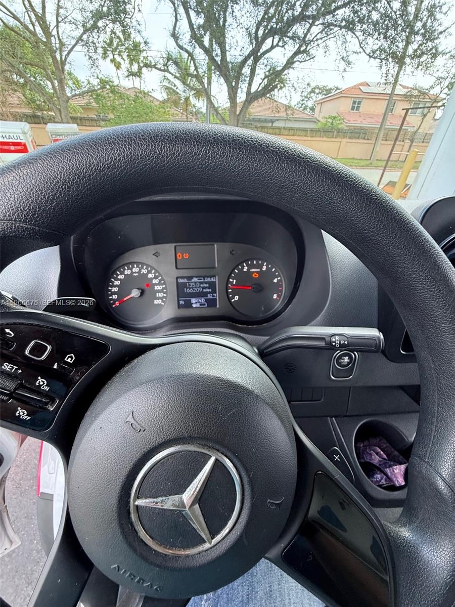   /   sq. ft. $ 2026-02-17 0 foto