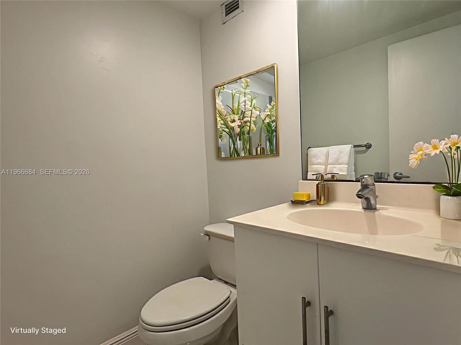 Photo of 3001 Ocean Dr #445, Hollywood, Florida, 33019 -
