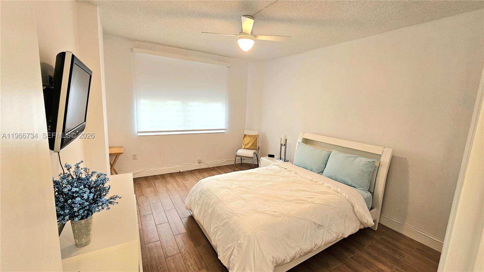 See details 7F 2 / 2 1340 sq. ft. $ 2026-02-20 0 Photo