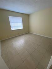 Ver detalles / 0 3525 sq. ft. $ 2026-06-21 0 foto