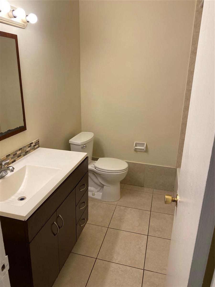 Ver detalles / 0 3525 sq. ft. $ 2026-06-21 0 foto