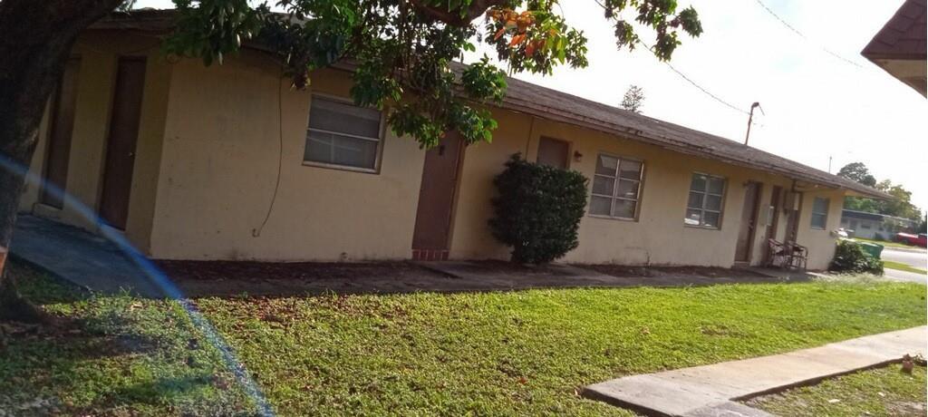 Ver detalles / 0 3525 sq. ft. $ 2026-06-21 0 foto