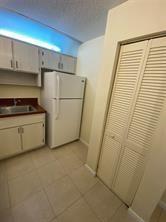 Ver detalles / 0 3525 sq. ft. $ 2026-06-21 0 foto
