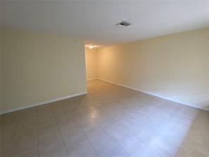 Ver detalles / 0 3525 sq. ft. $ 2026-06-21 0 foto