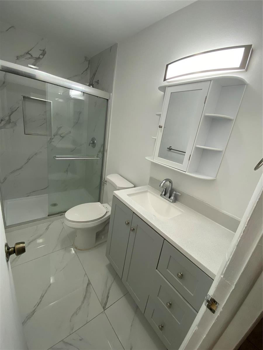 Ver detalles / 0 2760 sq. ft. $ 2026-06-21 0 foto