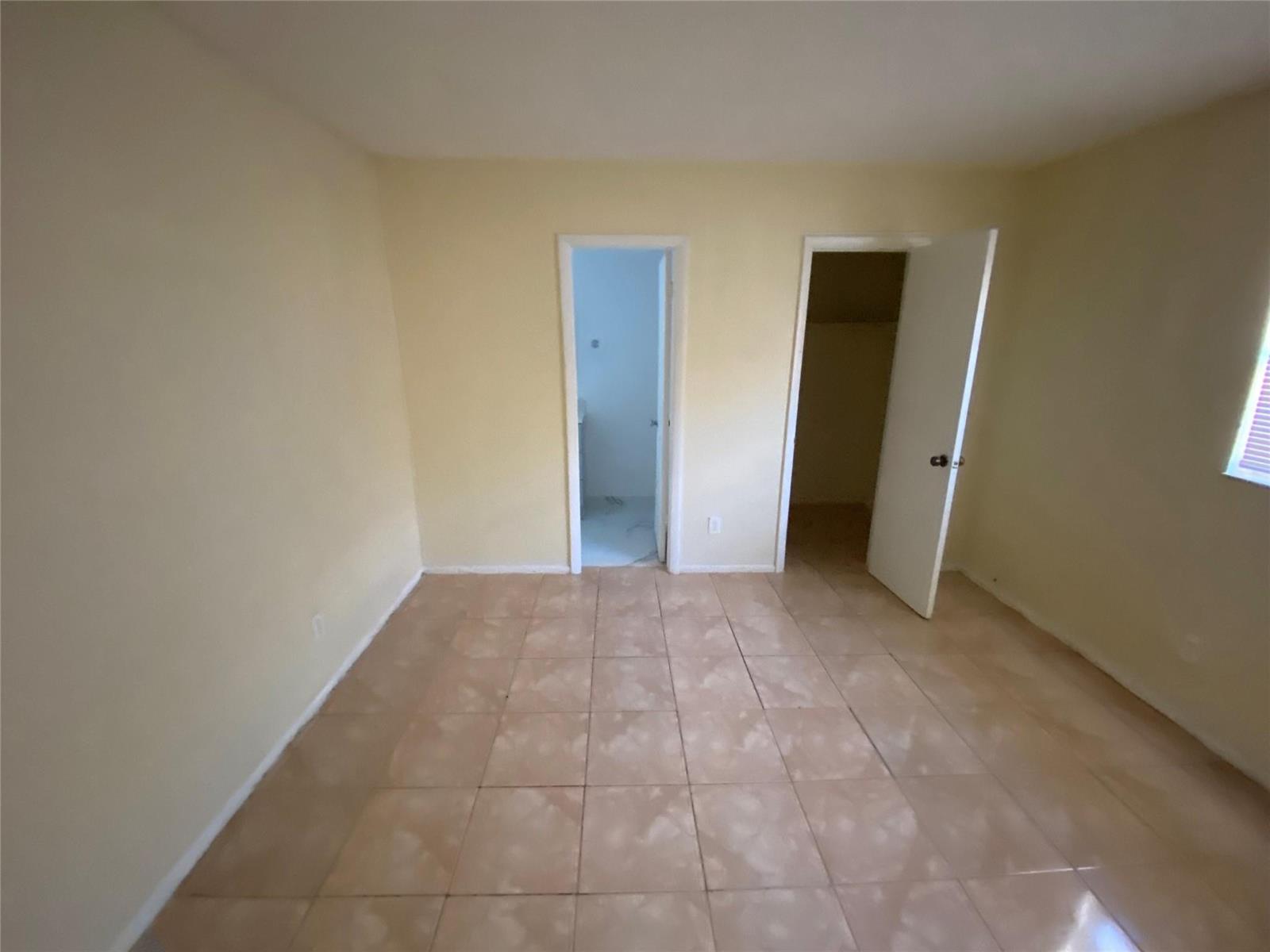 Ver detalles / 0 2760 sq. ft. $ 2026-06-21 0 foto