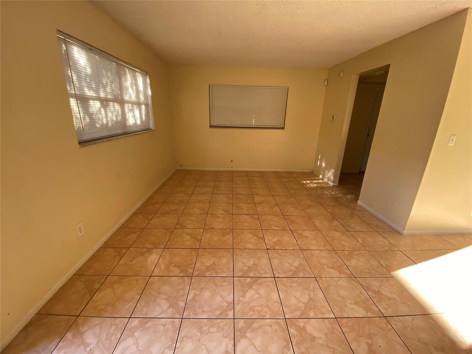 Ver detalles / 0 2760 sq. ft. $ 2026-06-21 0 foto