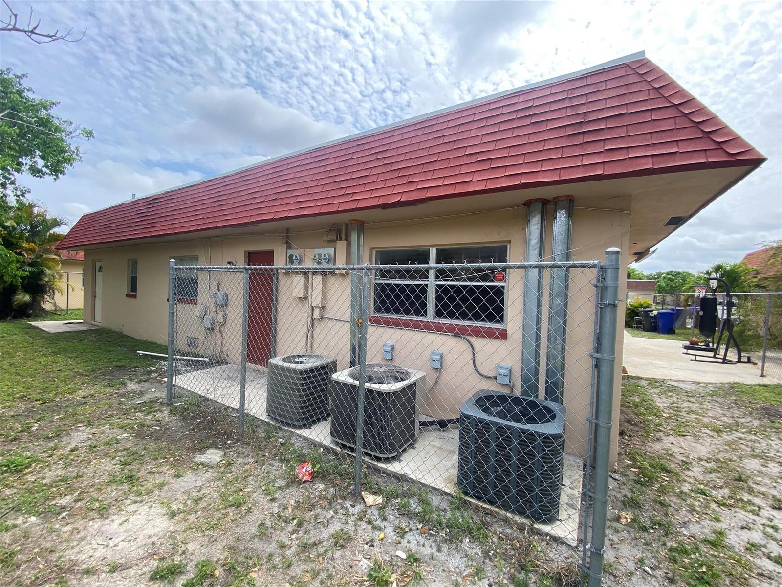   / 0 2760 sq. ft. $ 2026-06-21 0 foto