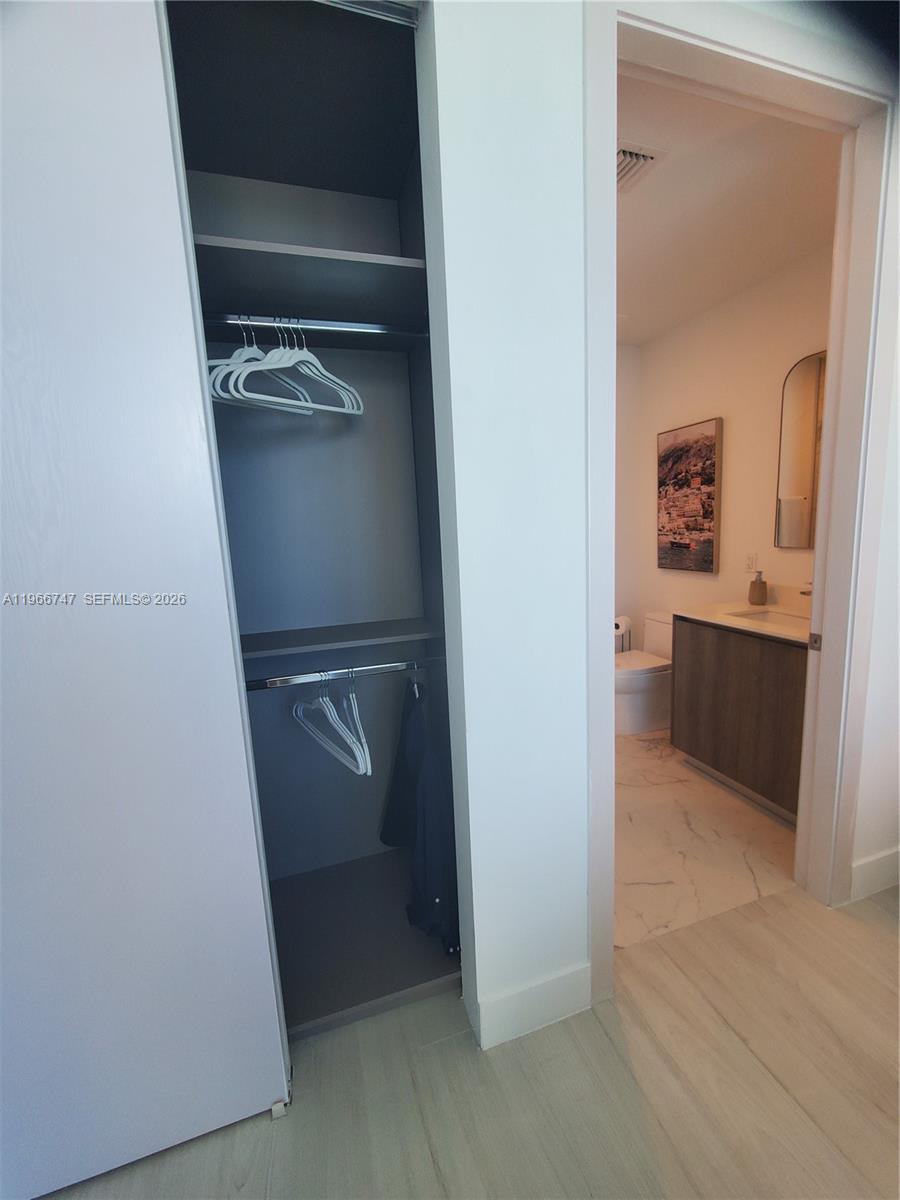 See details 1402 2 / 2 sq. ft. $ 2026-02-17 0 Photo