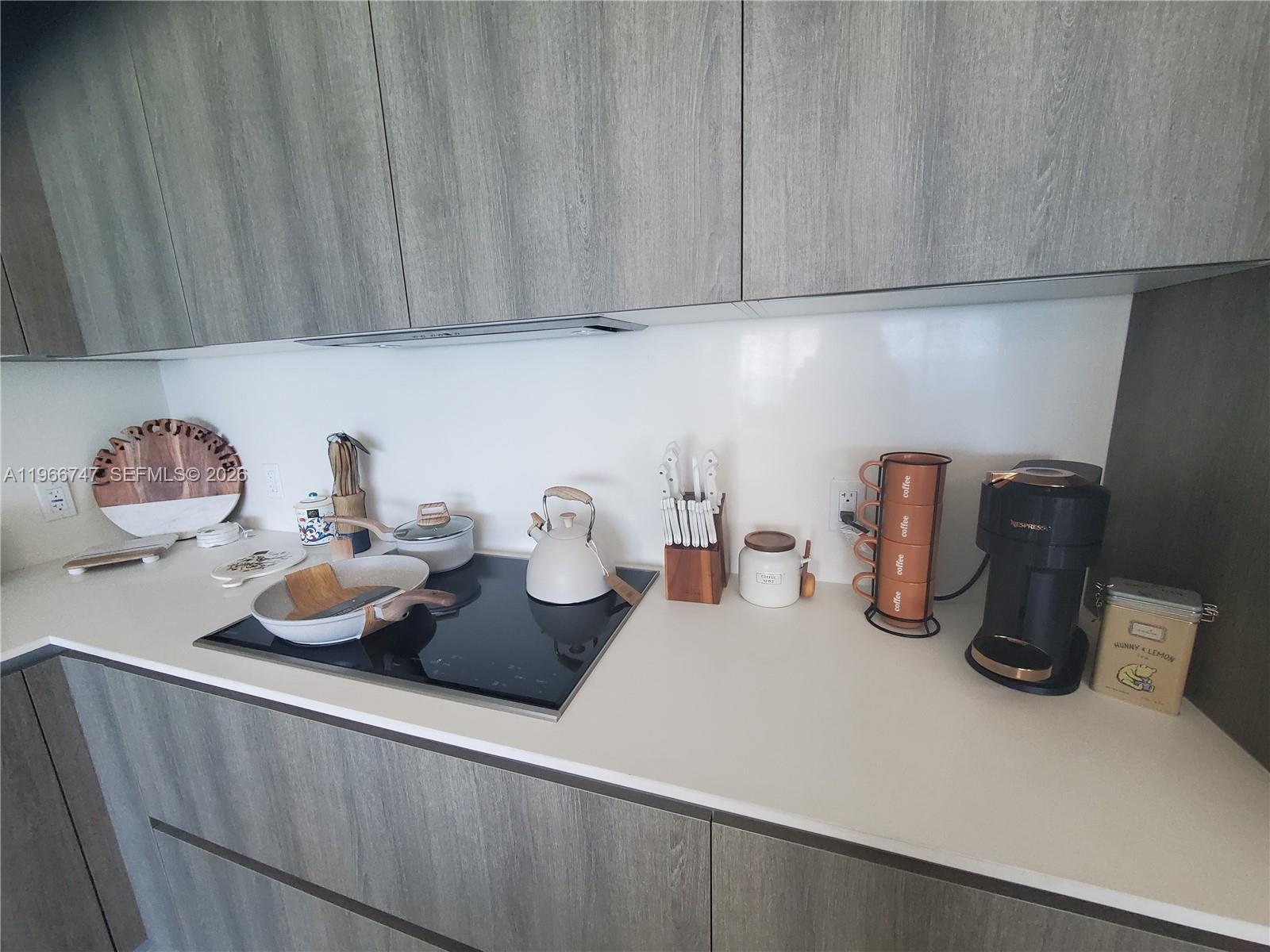 See details 1402 2 / 2 sq. ft. $ 2026-02-17 0 Photo