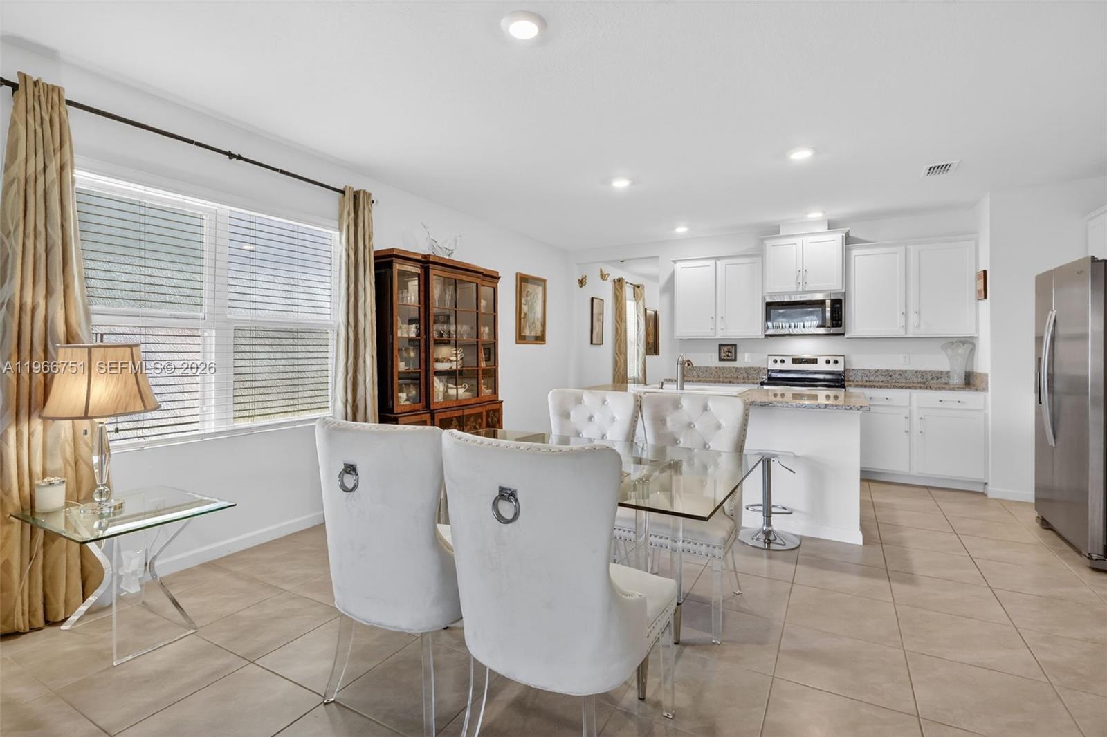 12301 3 / 2 1614 sq. ft. $ 2026-04-01 0 Photo