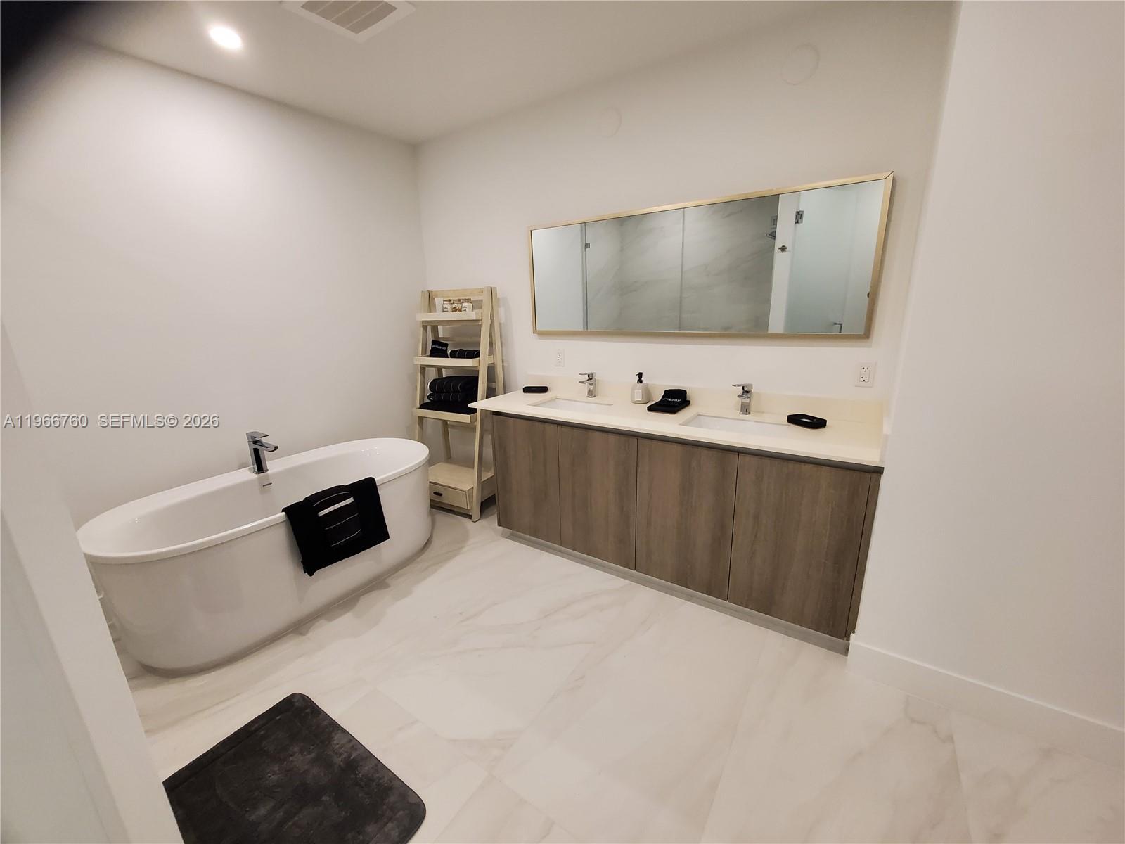 See details 1403 2 / 3 sq. ft. $ 2026-02-17 0 Photo