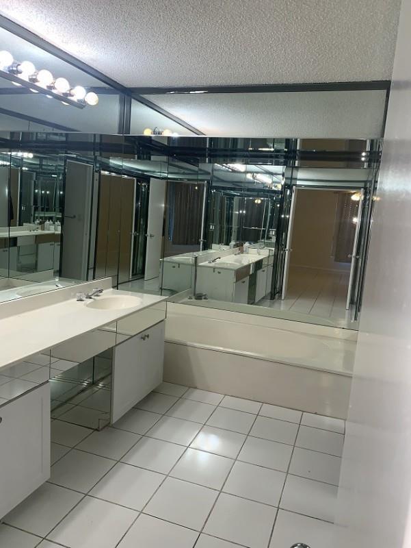 Photo of 3600 Mystic Pointe #314, Aventura, Florida, 33180 - Photo 4