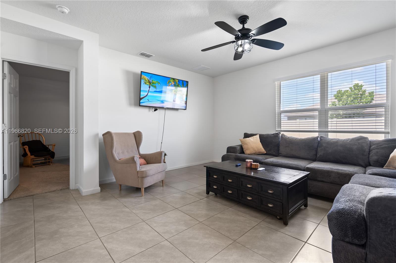 7162 4 / 2  sq. ft. $ 2026-04-14 0 Photo