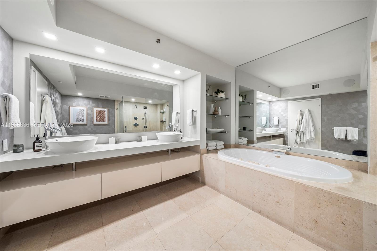 Photo of 450 Alton Rd #2706, Miami Beach, Florida, 33139 -