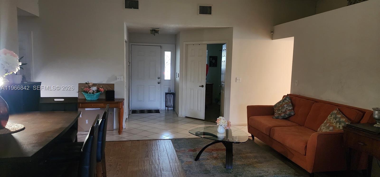 2562 3 / 2 1548 sq. ft. $ 2026-03-11 0 Photo