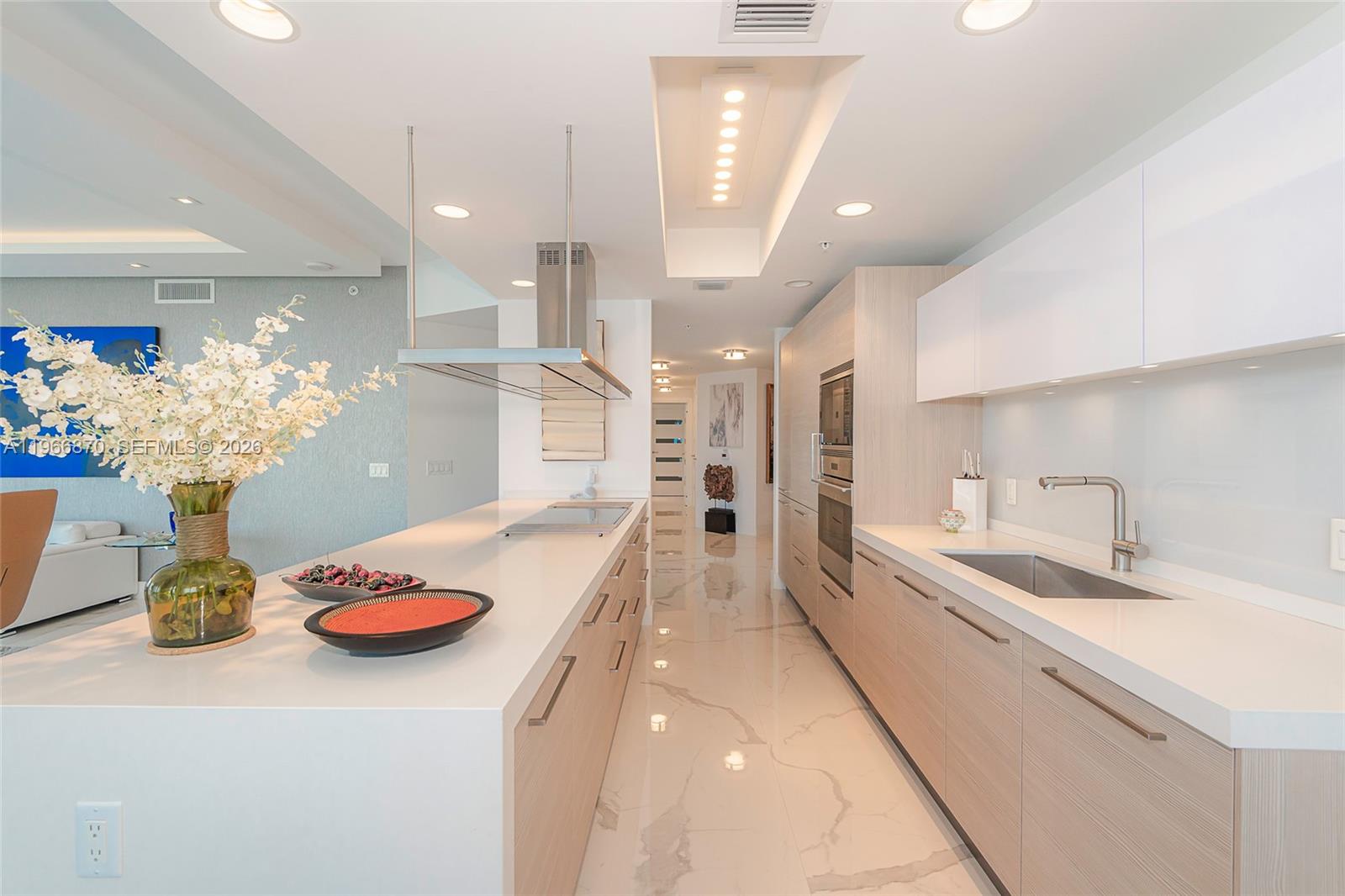 Photo of 17301 Biscayne Blvd  #2209, North Miami Beach, Florida, 33160 - 