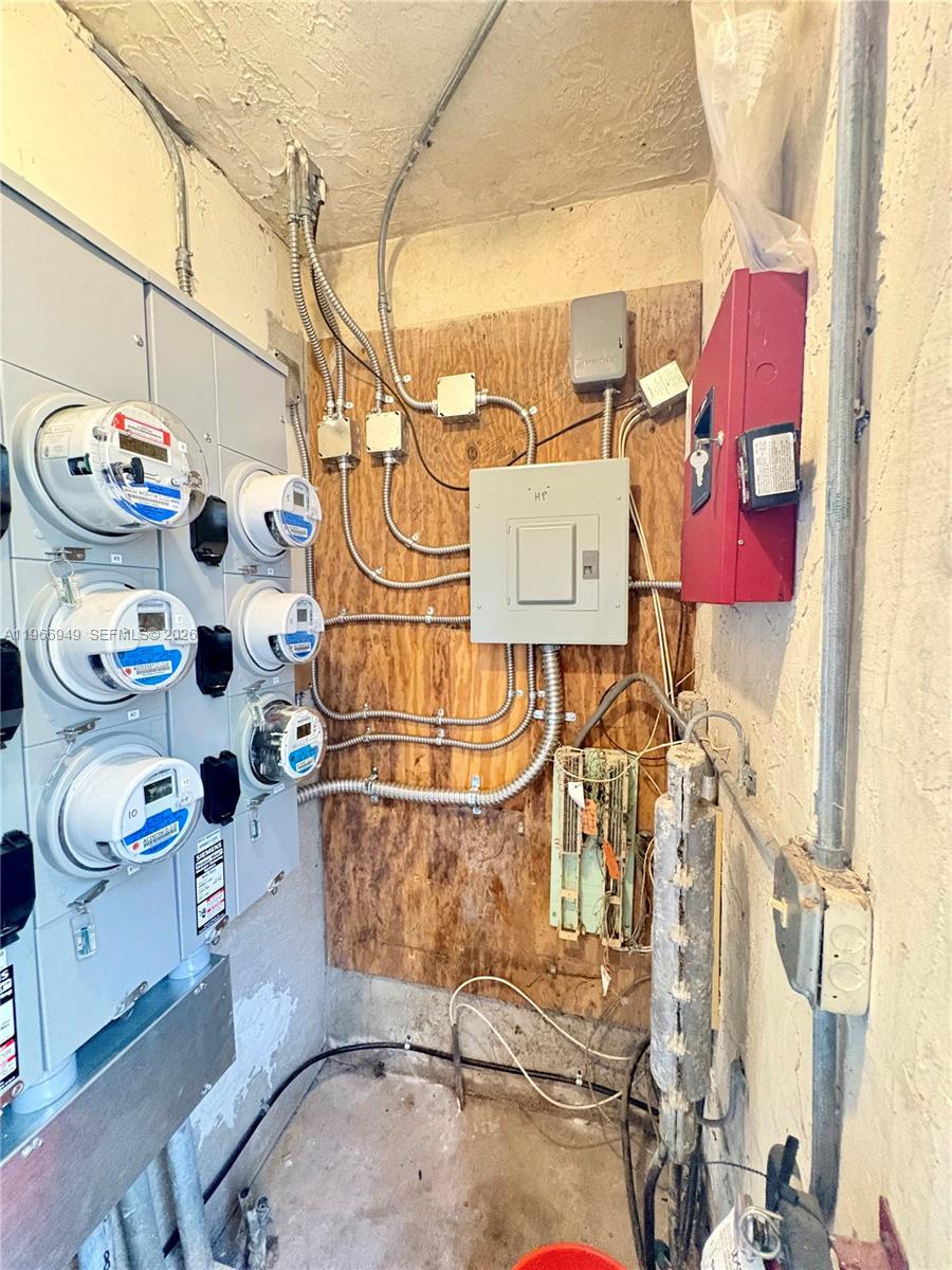   /   sq. ft. $ 2026-03-10 0 foto