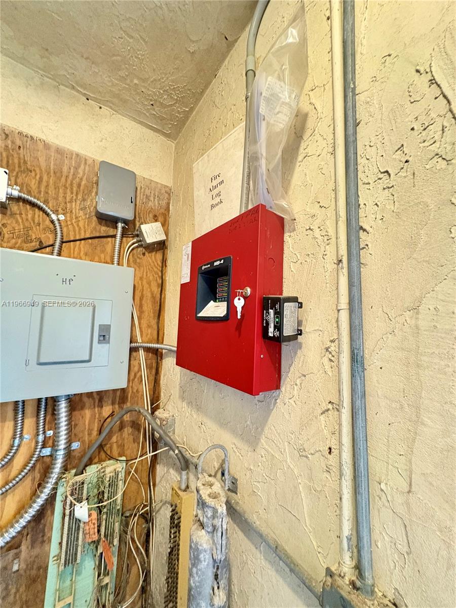   /   sq. ft. $ 2026-03-10 0 foto