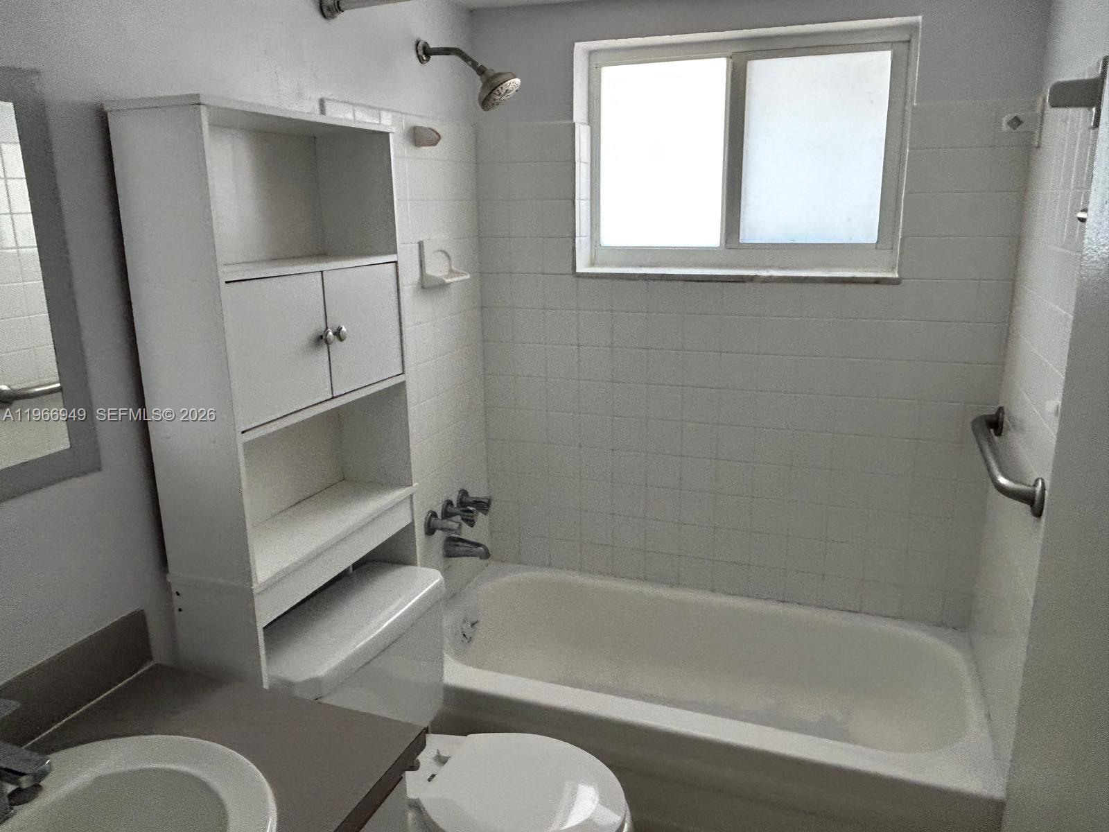   /   sq. ft. $ 2026-03-10 0 foto