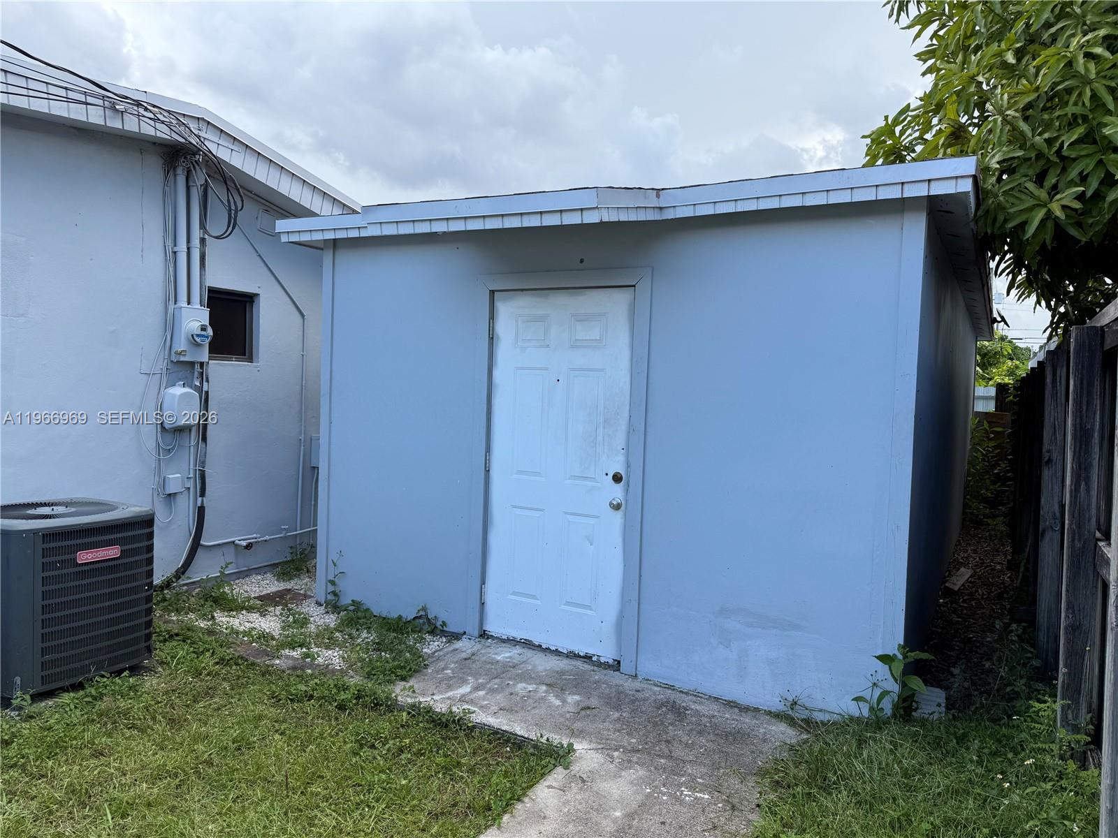   /  2403 sq. ft. $ 2026-02-17 0 foto