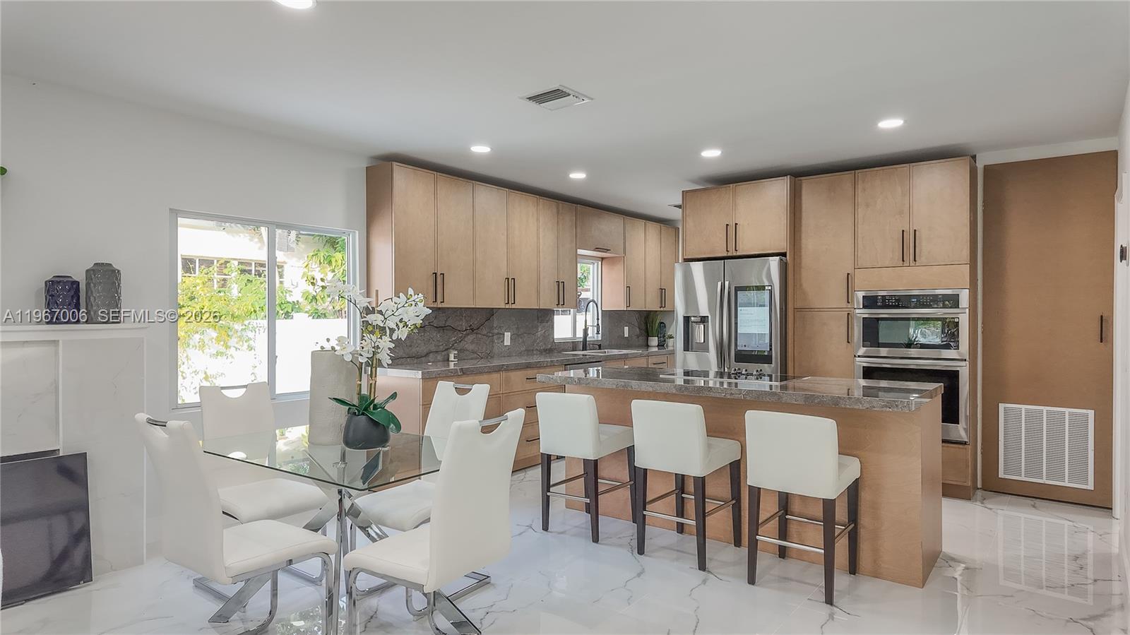 Ver detalles / 2241 sq. ft. $ 2026-02-17 0 foto