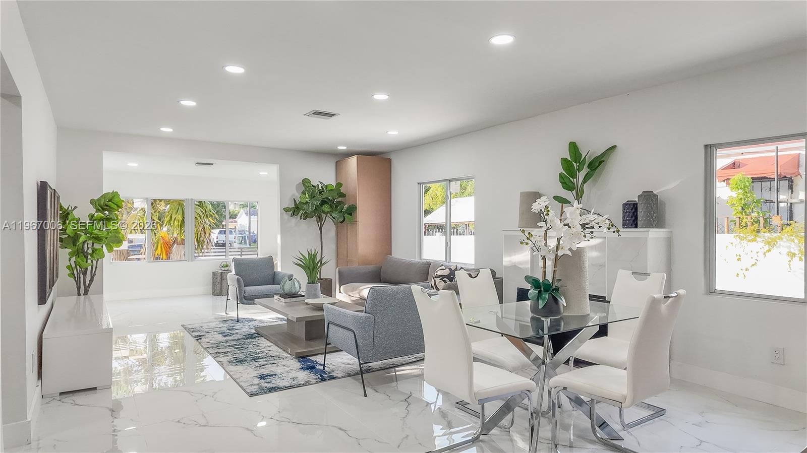 Ver detalles / 2241 sq. ft. $ 2026-02-17 0 foto