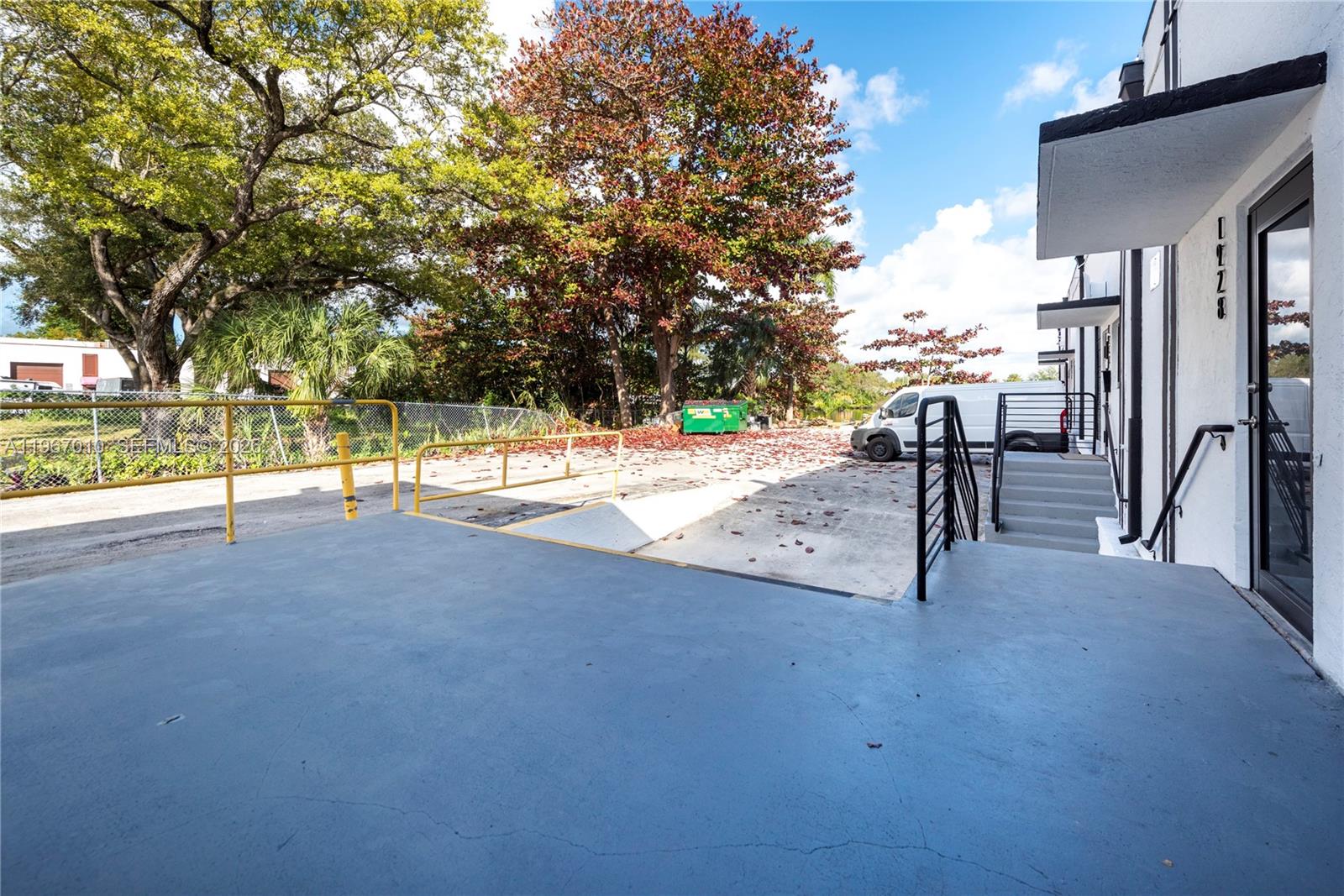 Подробнее / кв.футов $ 2026-02-17 0 Фото