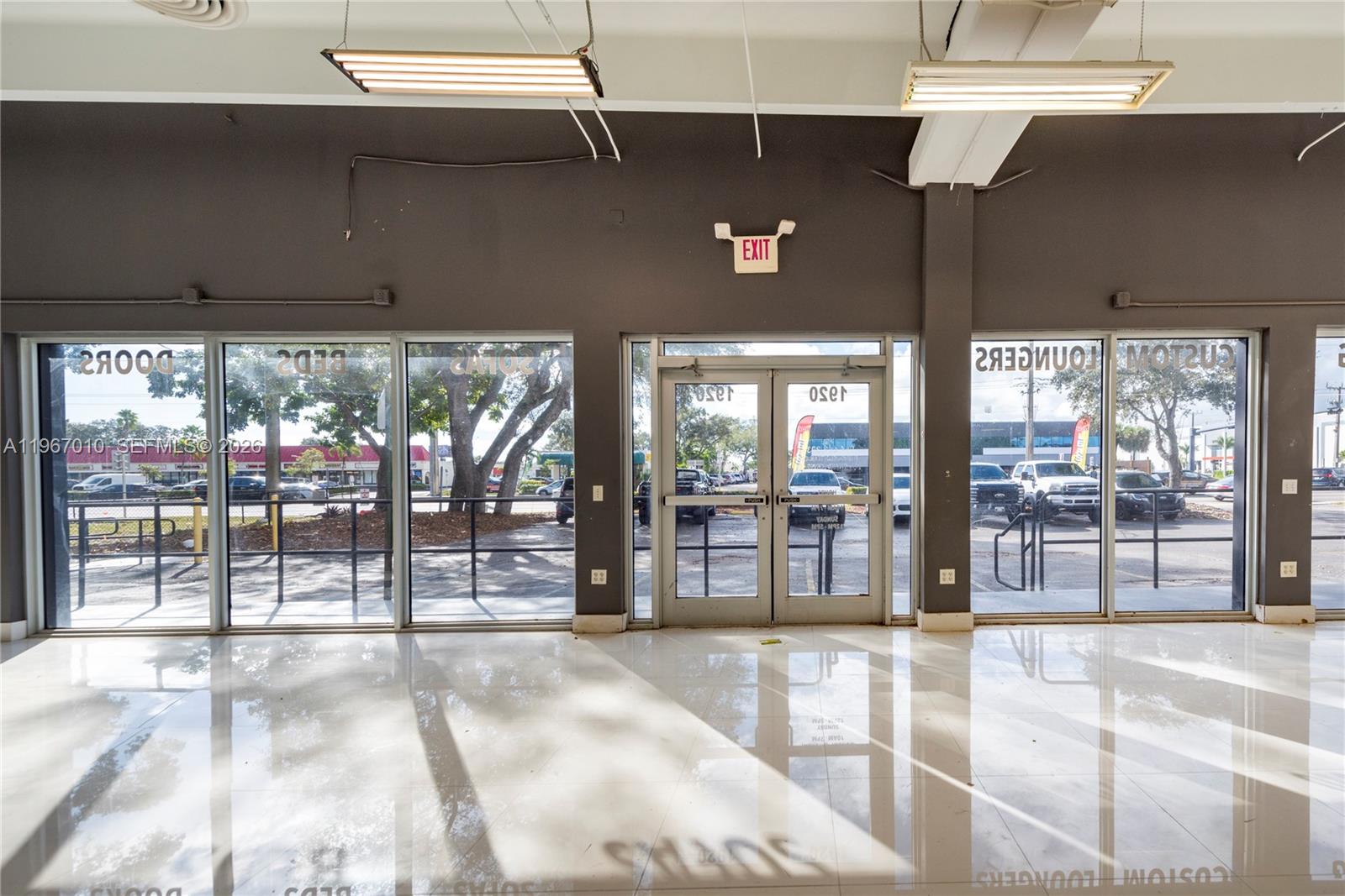 Подробнее / кв.футов $ 2026-02-17 0 Фото